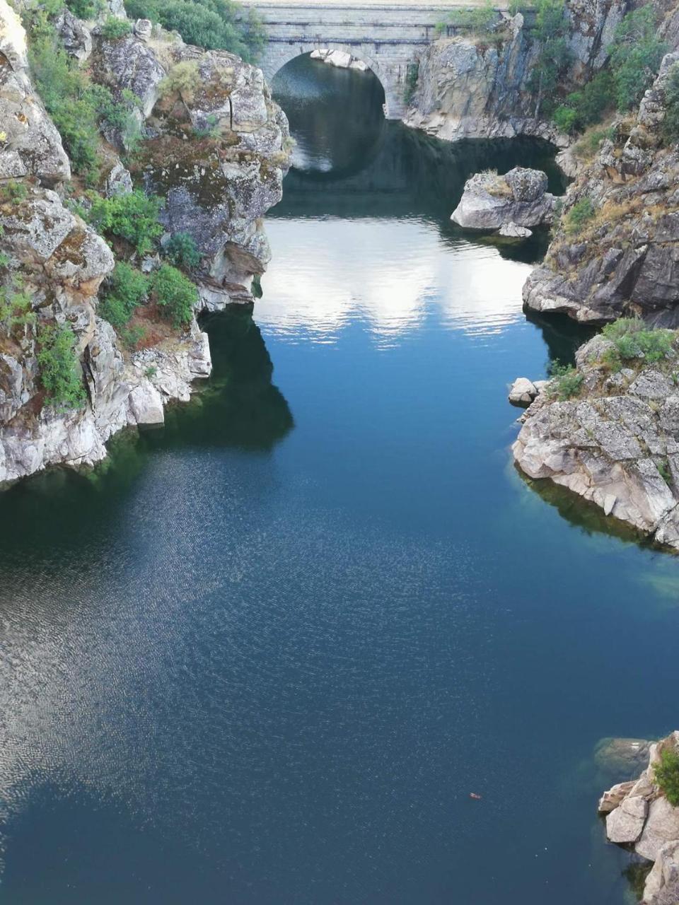 Los Camarotes Cervera de Buitrago Екстериор снимка