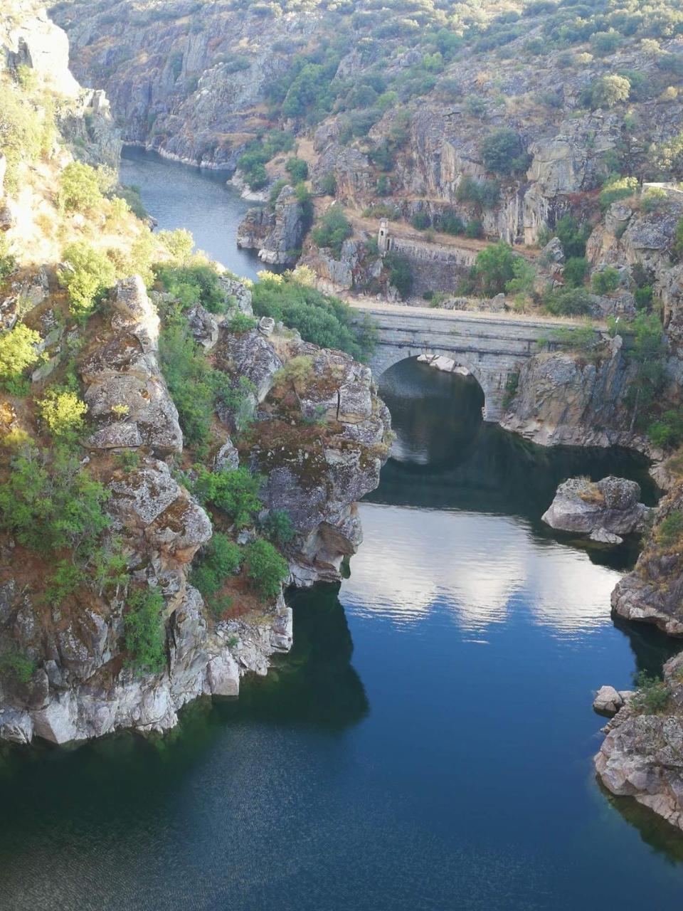 Los Camarotes Cervera de Buitrago Екстериор снимка